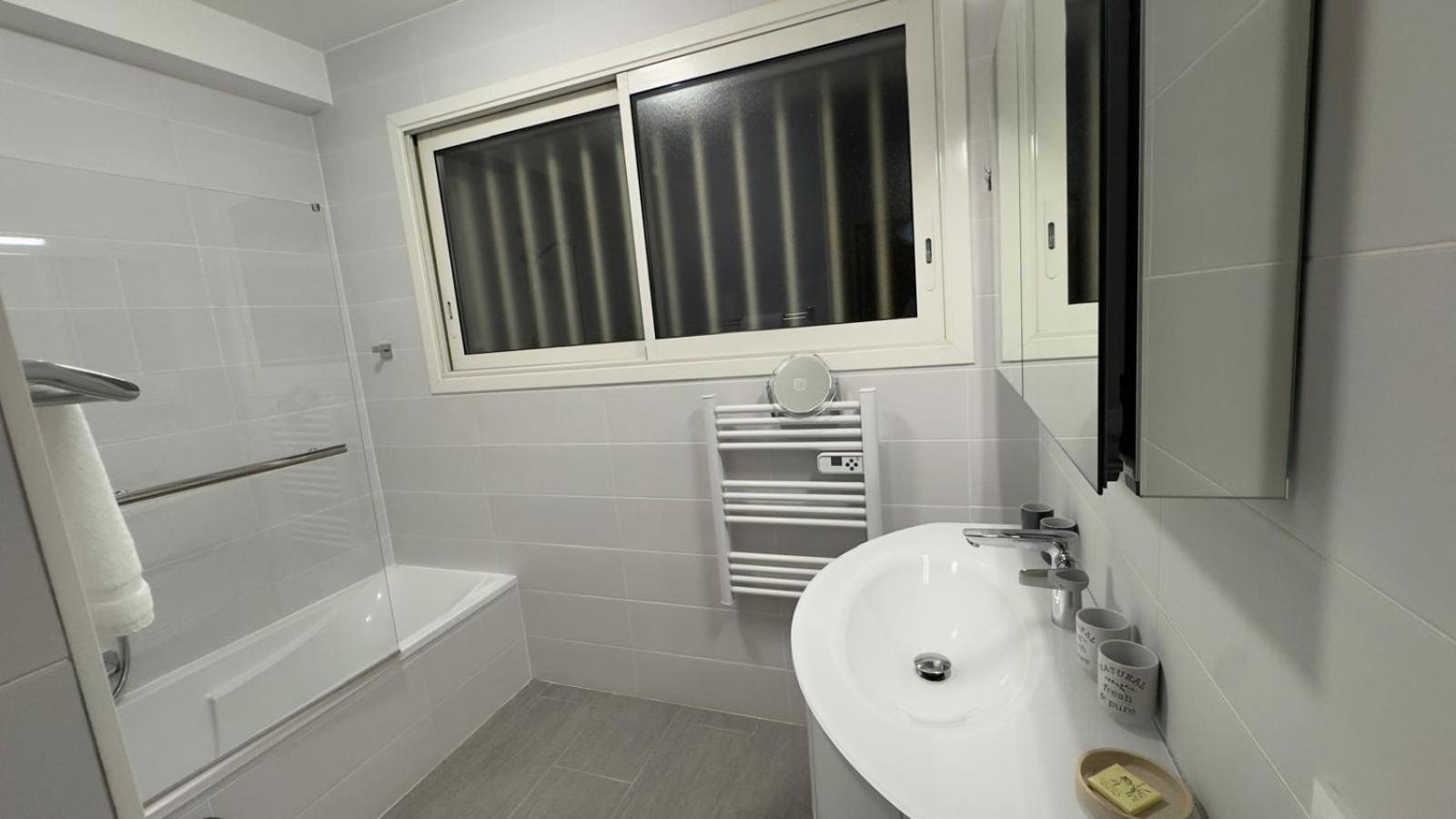90M2 Apartement - Les Palmiers De Cannes Luaran gambar